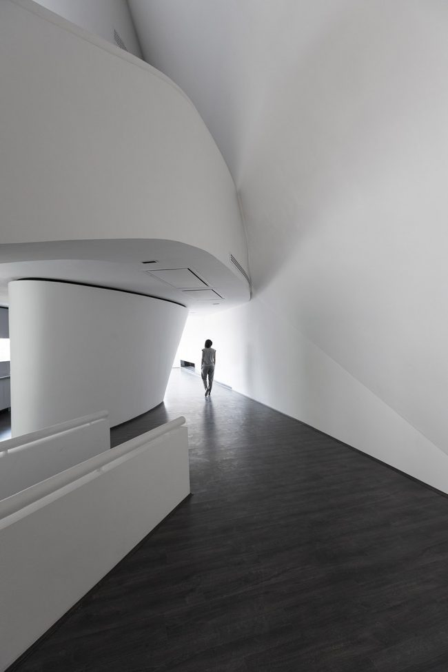 Villa for Younger Brother Lavasan Iran by Nextoffice Alireza Taghaboni
