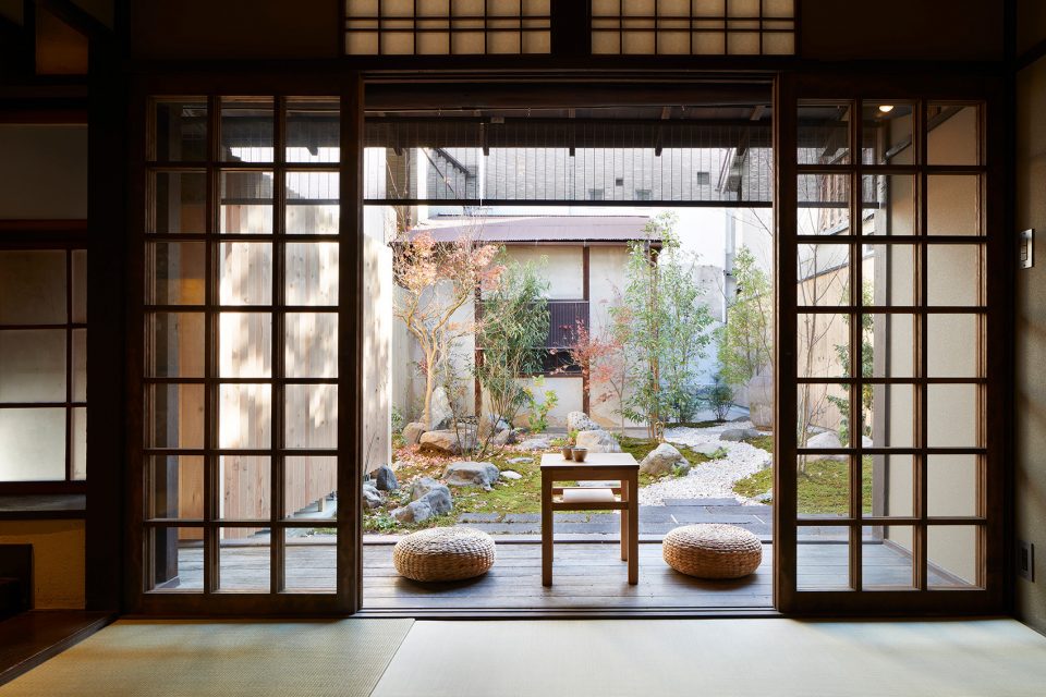 Guest House in Kyoto by B.L.U.E. Architecture Studio