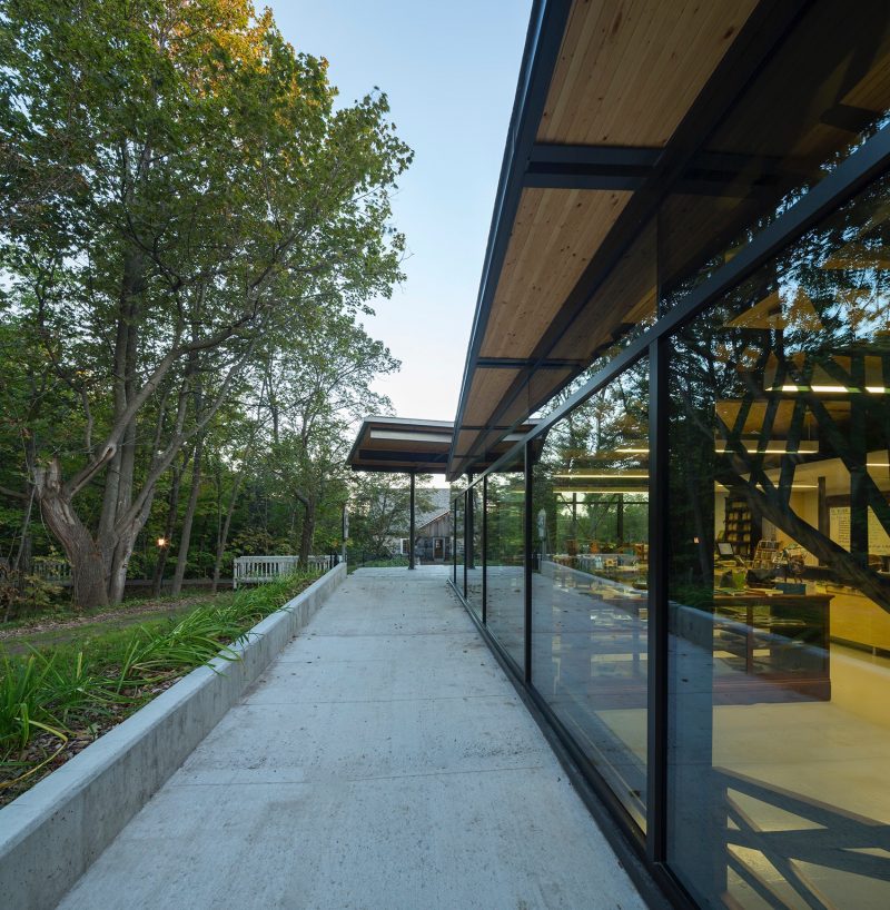 Seigneurie des Aulnaies Landscape Pavilion by Anne Carrier architecture