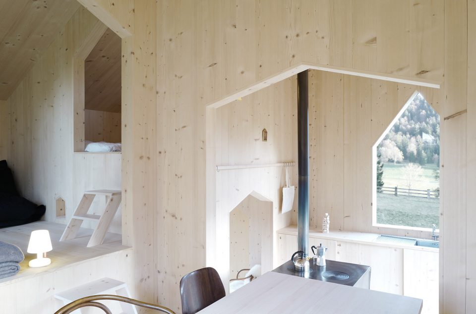 Chalet in Brot Plamboz by frundgallina