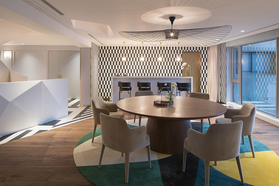 Pudong Penthouse by DarielStudio