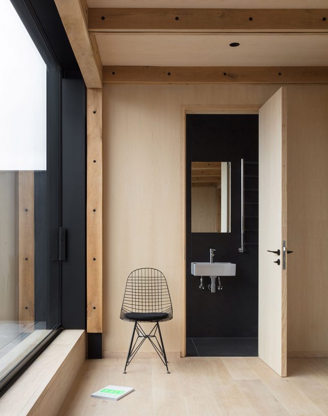 remodel of London waterside home by Nicholas Szczepaniak Architects