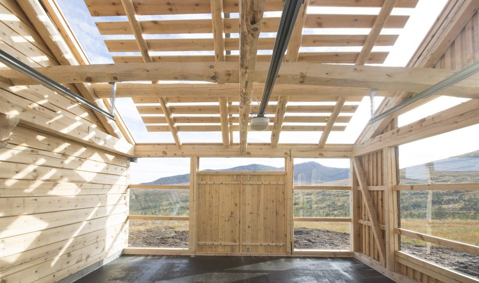 Cabin at Troll’s peak by Rever Drage Architects