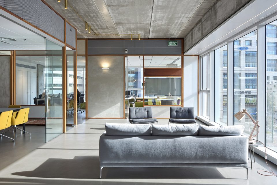 Lautman fund offices Tel Aviv Israel by Architect Raphael Cohen Architect Zach Ronen