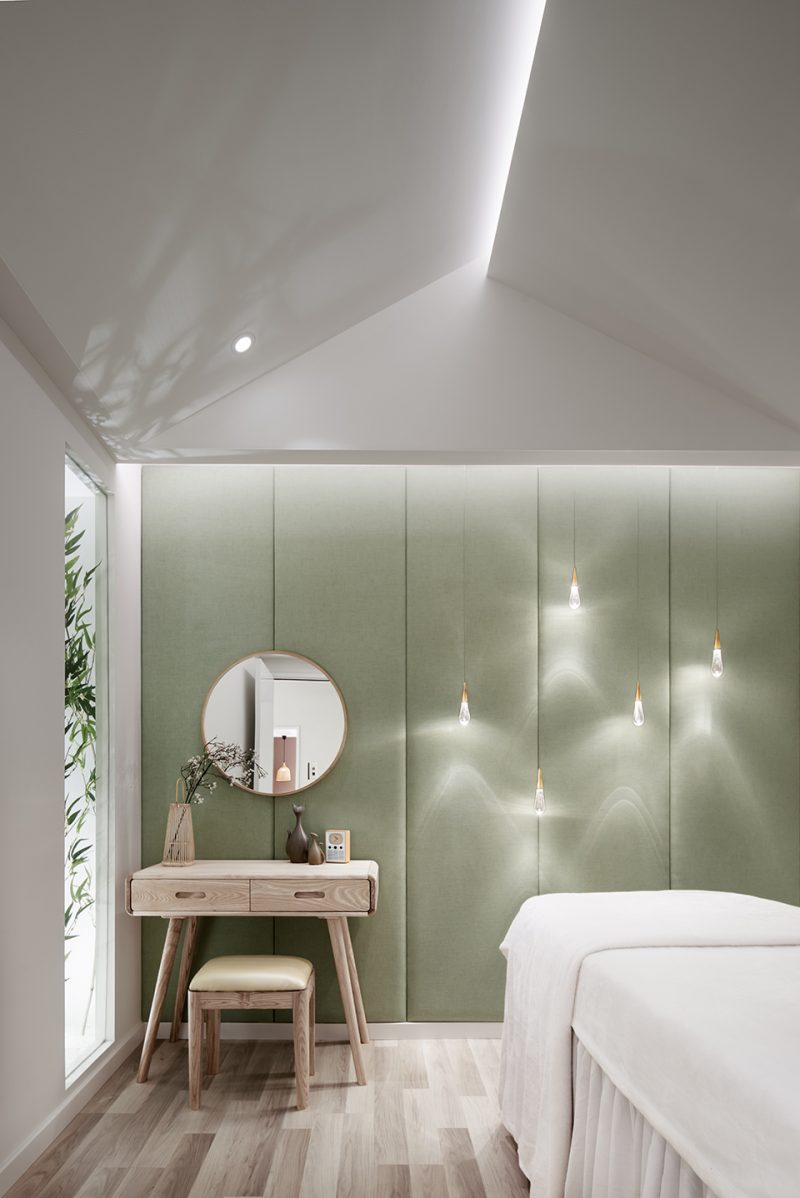 Clover Beauty by Ten Design
