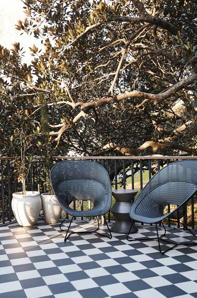 Vibe Hotel in Rushcutters Bay by Tom Mark Henry
