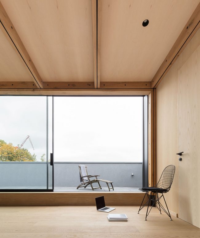 remodel of London waterside home by Nicholas Szczepaniak Architects