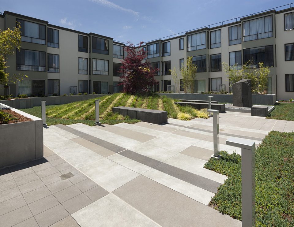 2017 ASLA RESIDENTIAL DESIGN HONOR AWARD Northpoint Apartments by JETT Landscape Architecture Design