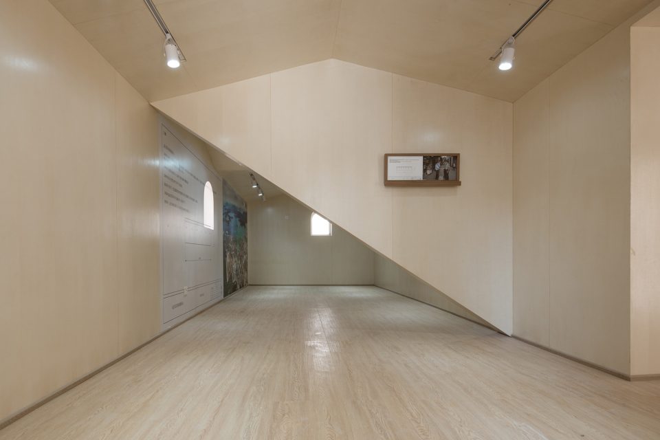 3 8 exhibition gallery regeneration by atelier z