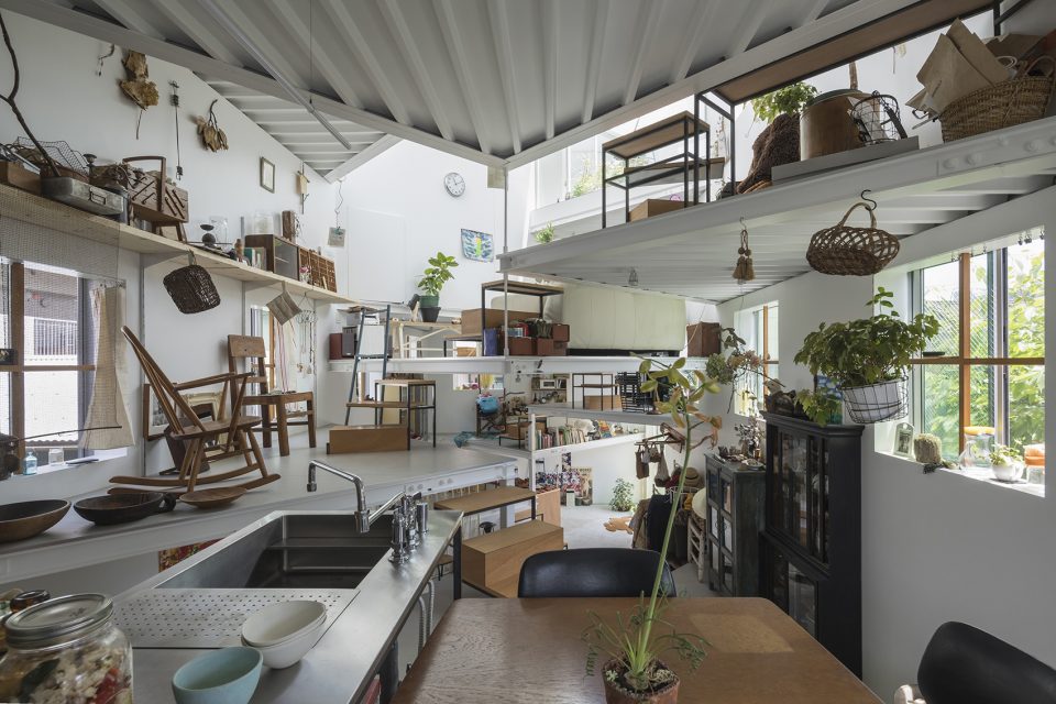 House in Miyamoto by Tato Architects