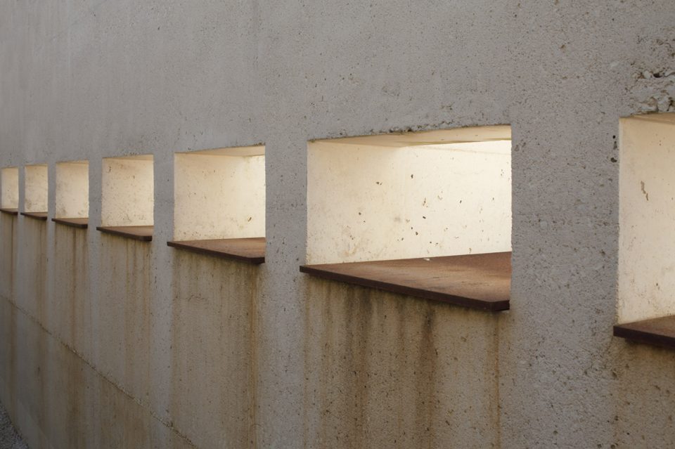 The Sablonceaux cemetery extension SABLONCEAUX FRANCE by A6A