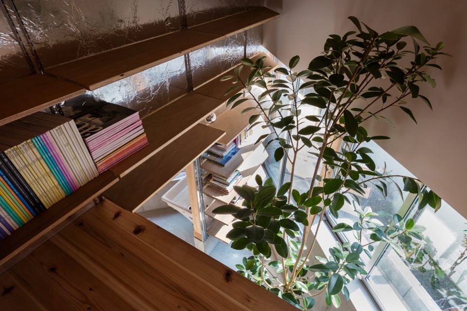 Hat House by FUMIASO ARCHITECTUR ASSOCIATES