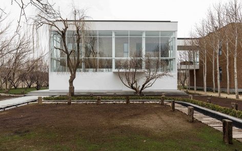 Safadasht Dual by NextOffice–Alireza Taghaboni