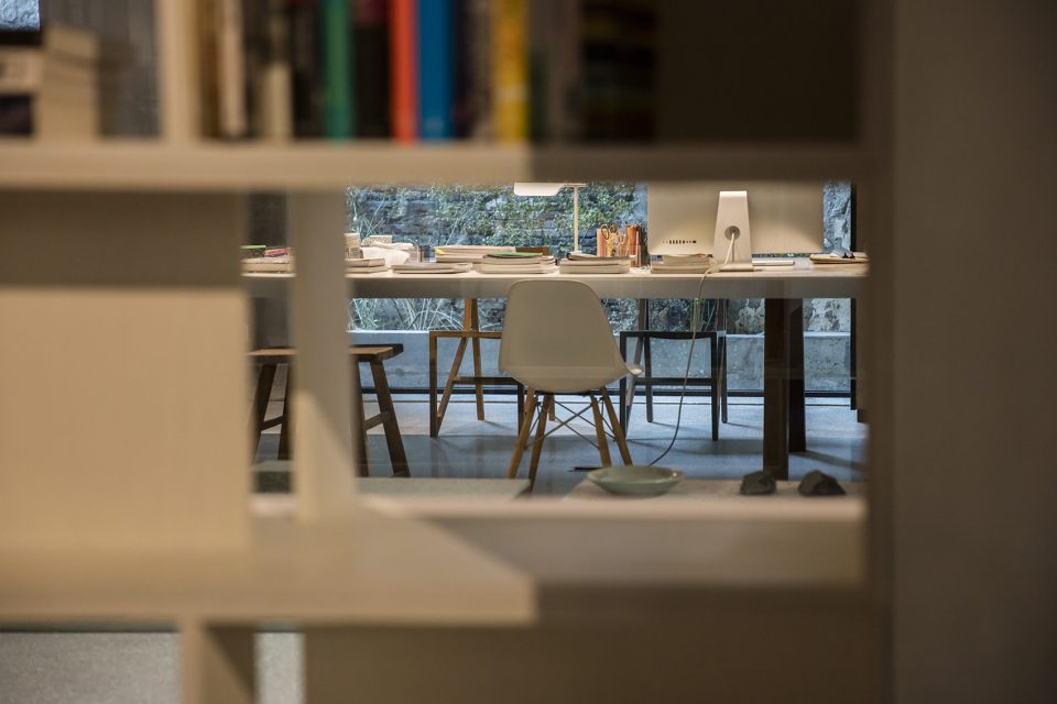 Make a difference office design by 1305 STUDIO