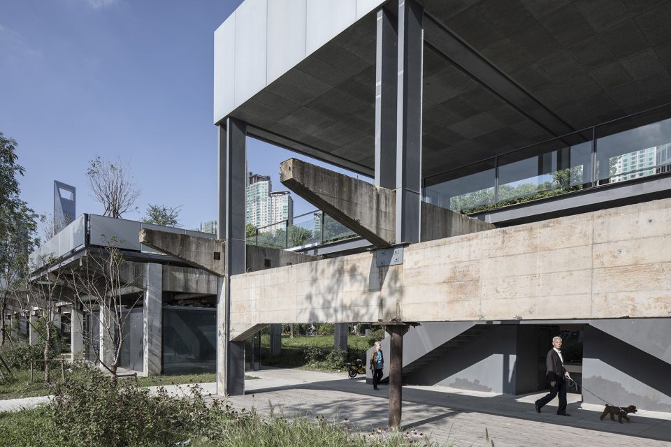 Modern Art Museum and its ancillary facilities by Atelier Deshaus Tongji Architectural Design Group Co. Ltd.