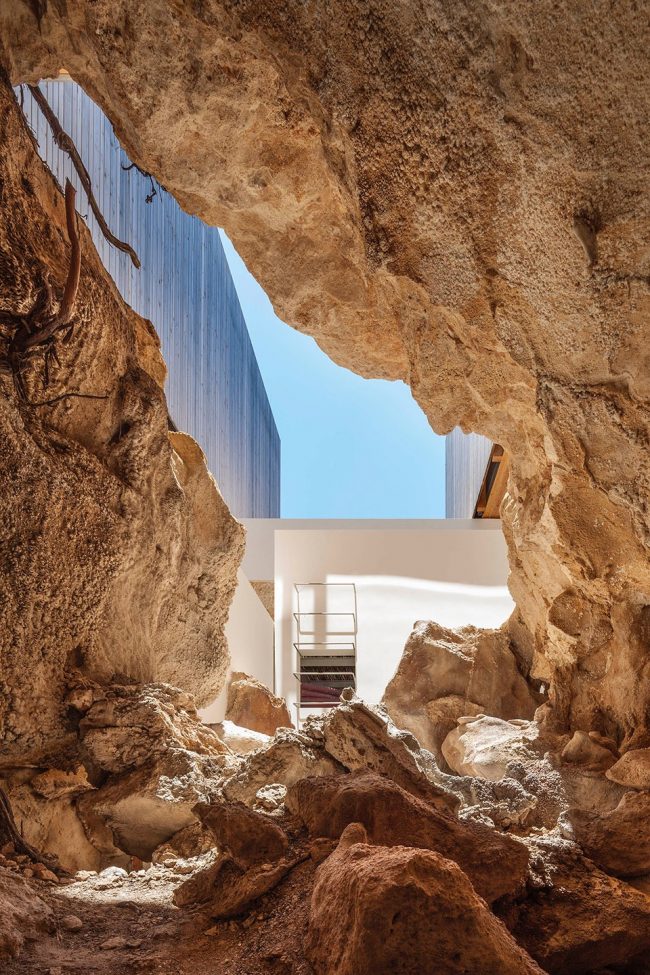 Private House in Formentera Island by Marià Castelló Martínez