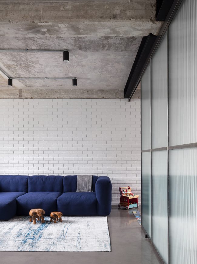 remodel of London waterside home by Nicholas Szczepaniak Architects