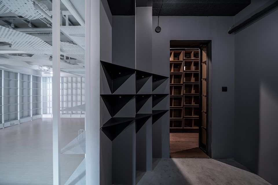 yueyue bookstore china by atelier archmixing
