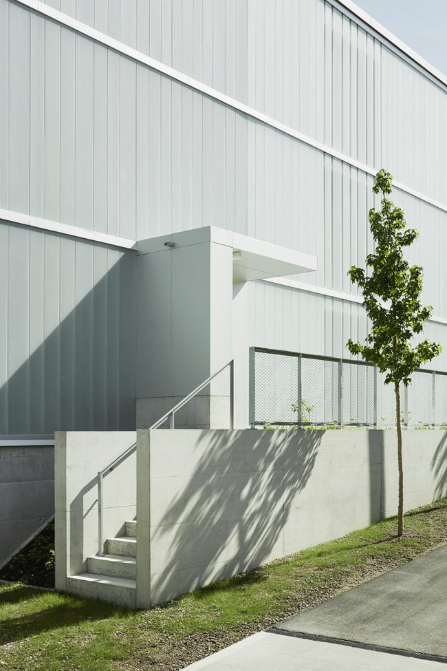 Sternenstrasse multi family house by Tom Munz Architekt