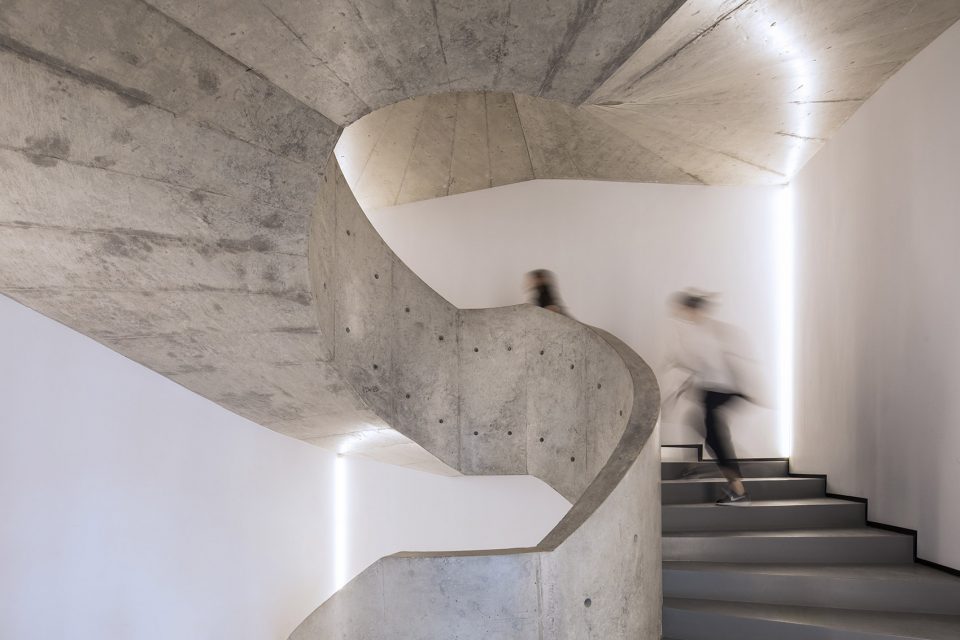Modern Art Museum and its ancillary facilities by Atelier Deshaus Tongji Architectural Design Group Co. Ltd.