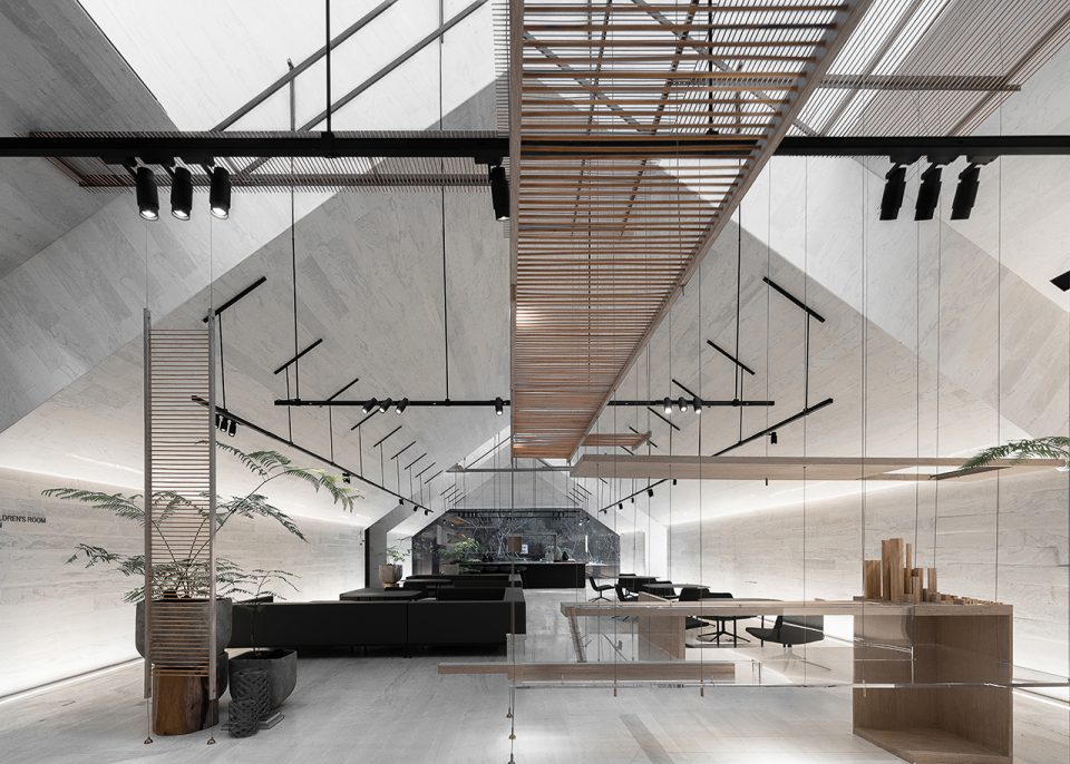 SKY EXHIBITION HALL by DOMANI