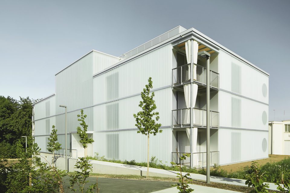 Sternenstrasse multi family house by Tom Munz Architekt