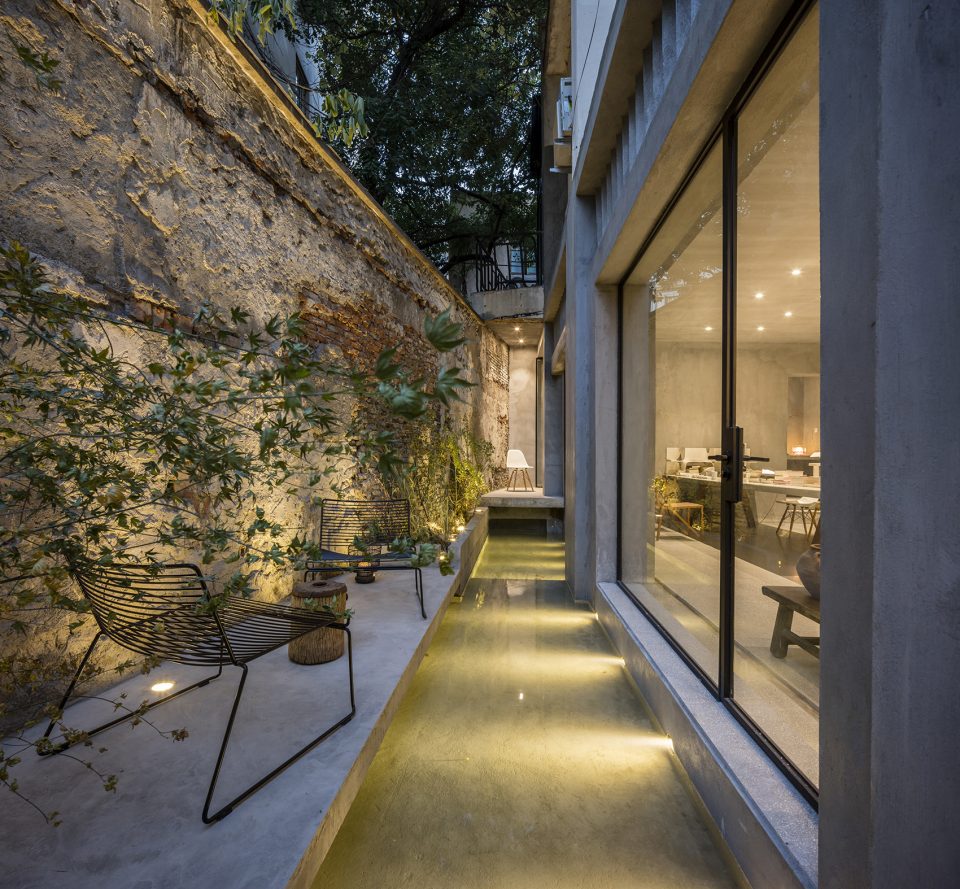 Make a difference office design by 1305 STUDIO