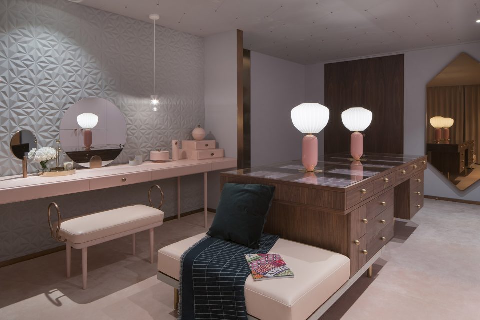 Pudong Penthouse by DarielStudio