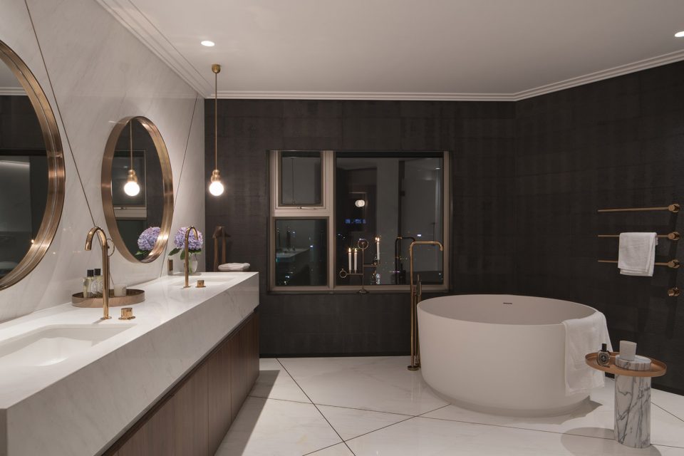 Pudong Penthouse by DarielStudio