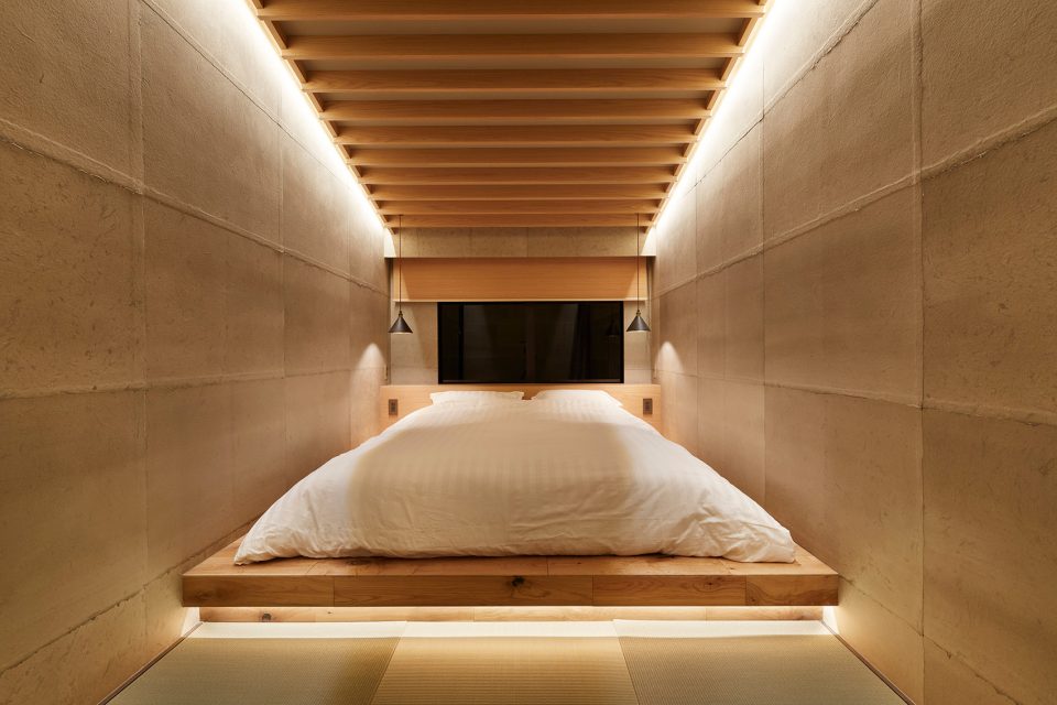 Guest House in Kyoto by B.L.U.E. Architecture Studio