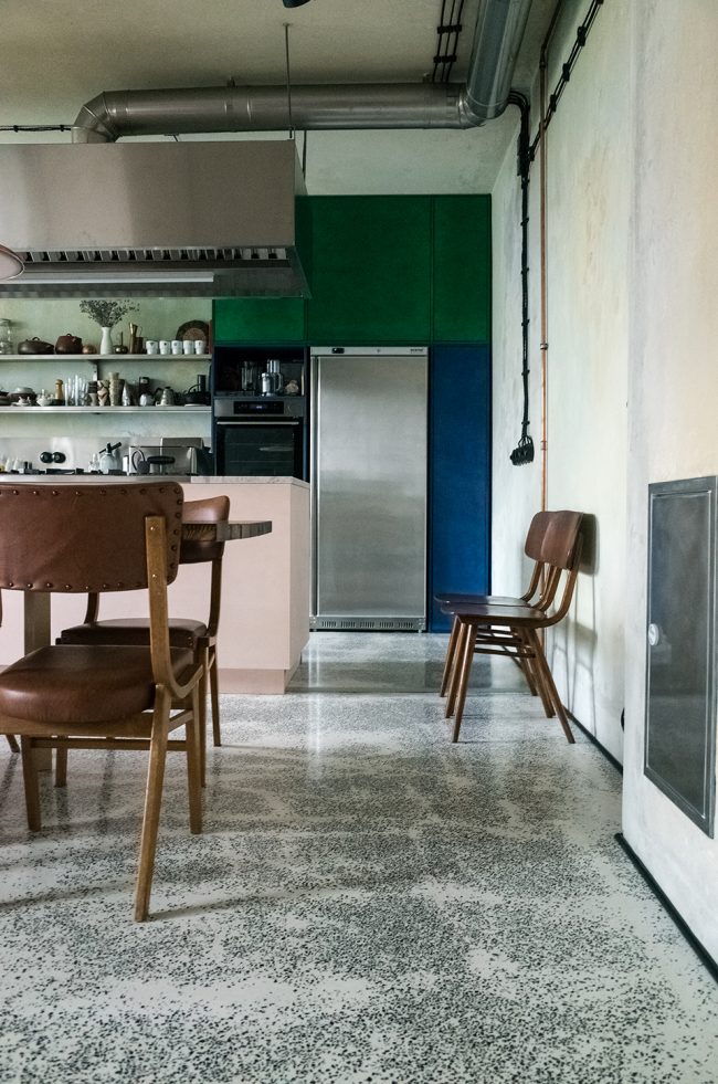 Apartment for Mickey Rotten by Maria Schoen