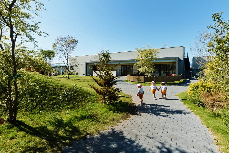 NFB Nursery Nara Japan by HIBINOSEKKEI Youji no Shiro