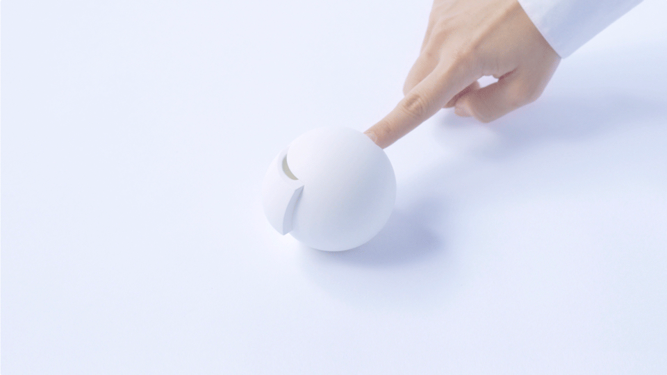 Seven Sliding Cases for Blanc Bijou by nendo