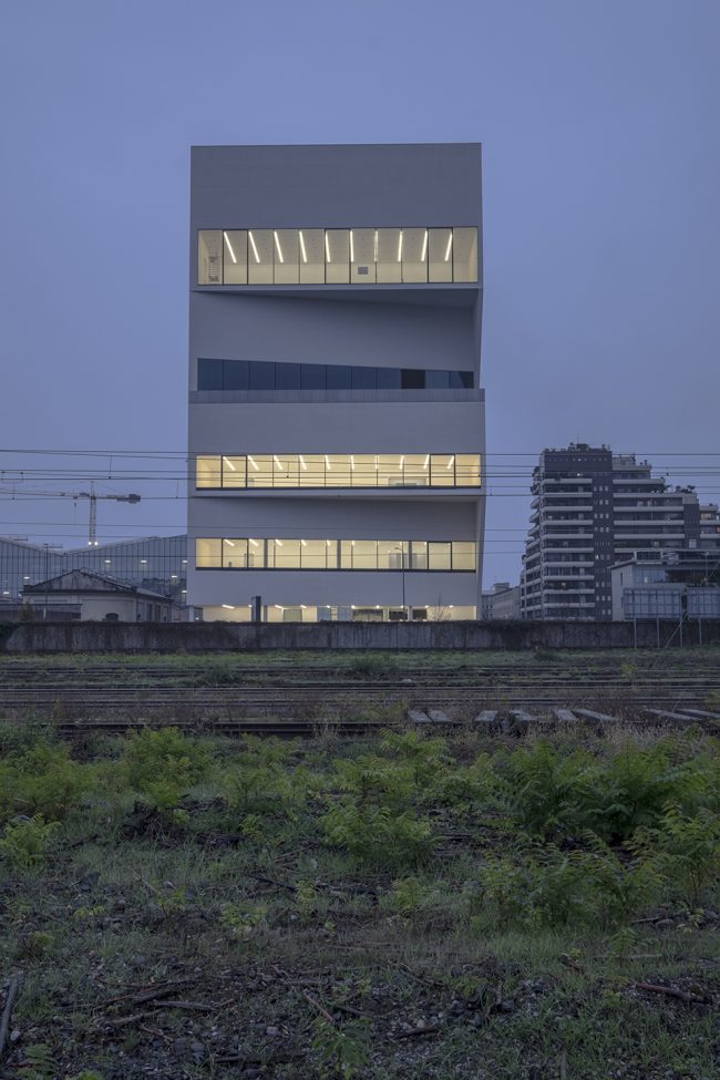 Torre – Fondazione Prada by OMA