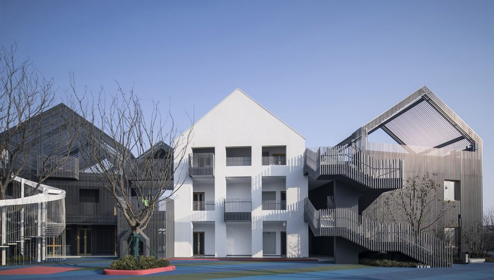 Vanke Xinzhan Project Kindergarten by Shanghai Tianhua architectural design co. LTD.