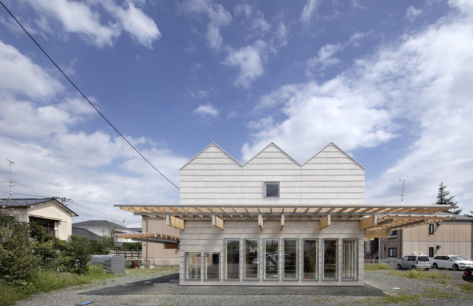 Four rectangle Japan by Jun Igarashi