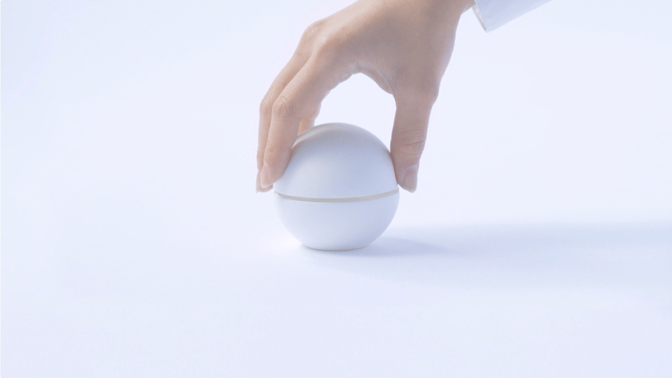 Seven Sliding Cases for Blanc Bijou by nendo
