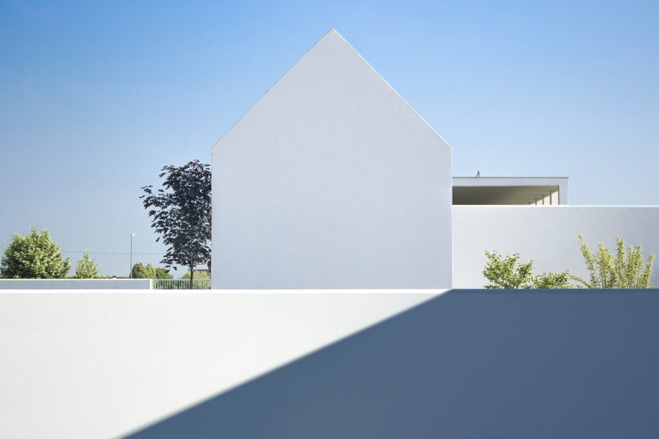 MEGLIADINO S. VITALE CEMETERY RENOVATION AND EXTENSION Italy by Mirco Simonato