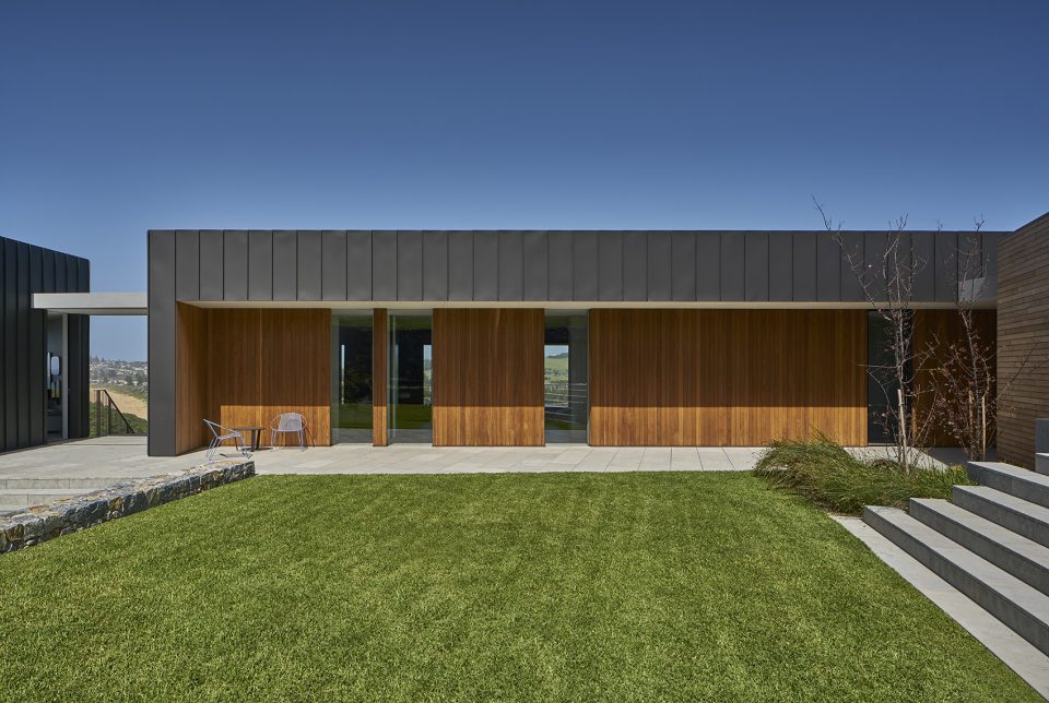 Headland House by Atelier Andy Carson