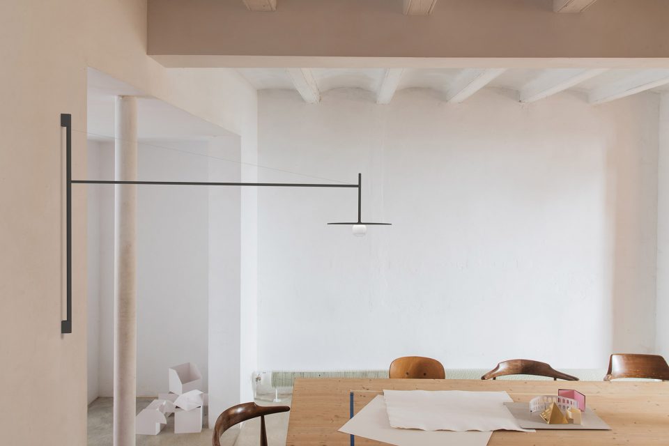 TEMPO collection by Lievore Altherr