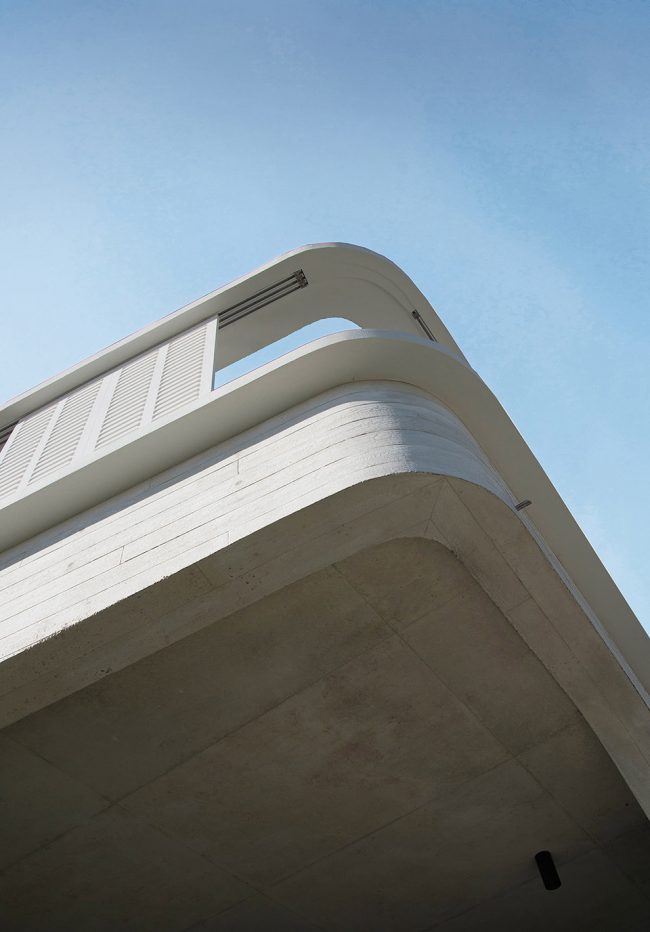 Tee House Tama Sydney Australia by Luigi Rosselli