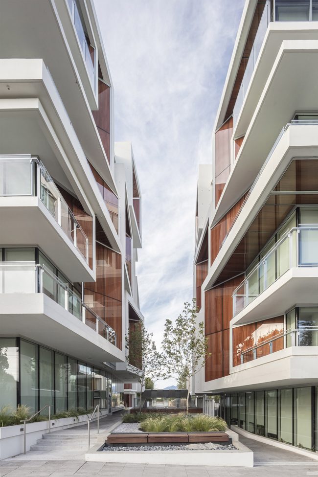 Aperture by Arno Matis Architecture