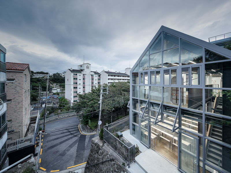 Haengchon vacant lot 3 Seoul South Korea by KDDH