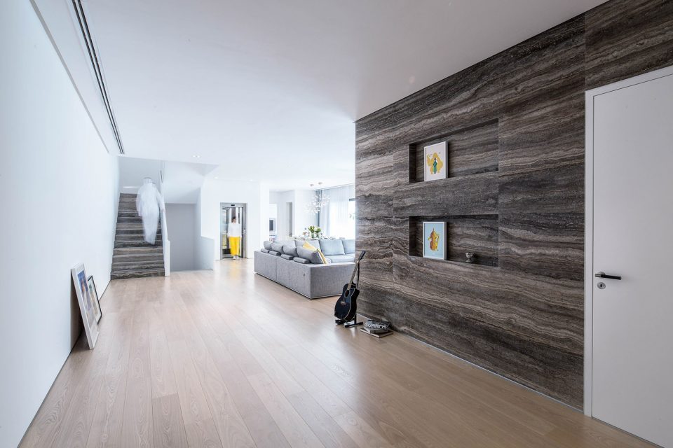 A house in Yarmouk by Studio Toggle