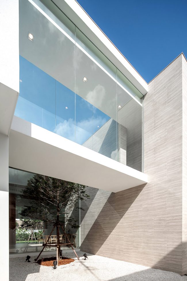 PA House Bangkok Thailand by IDIN ARCHITECTS
