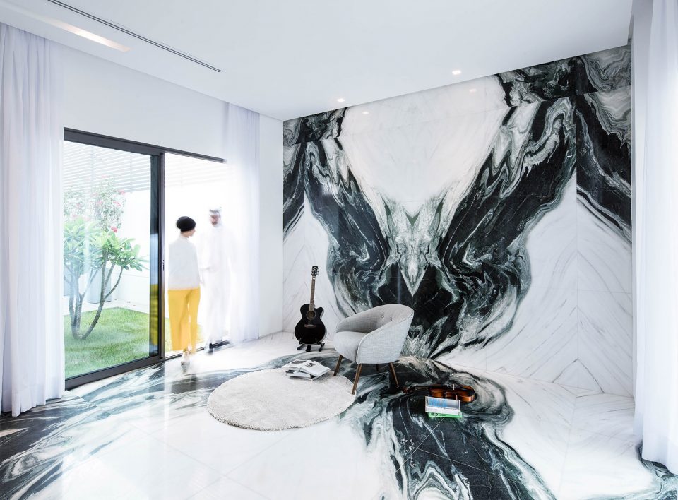 A house in Yarmouk by Studio Toggle