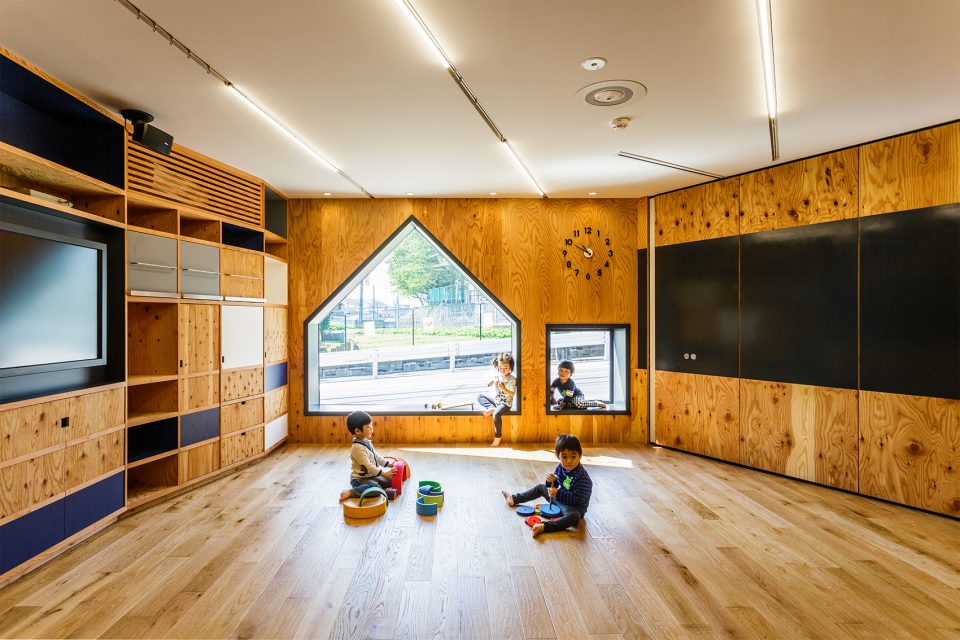 MK S Nursery by HIBINOSEKKEI Youji no Shiro