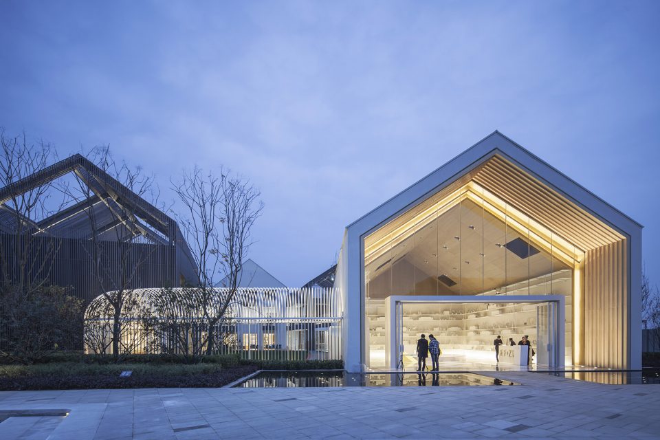 Vanke Xinzhan Project Kindergarten by Shanghai Tianhua architectural design co. LTD.