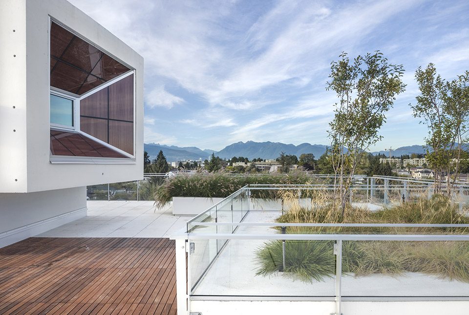 Aperture by Arno Matis Architecture