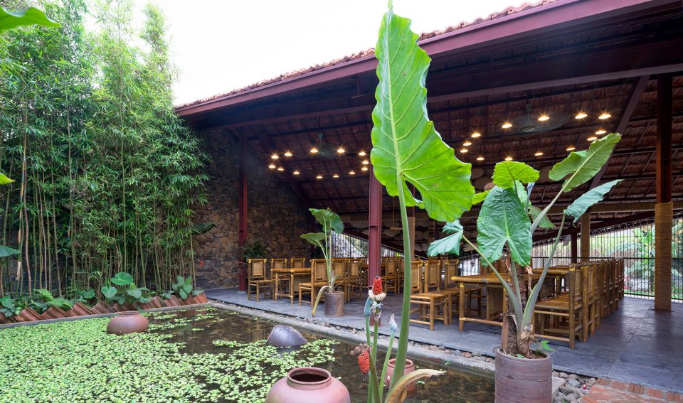 Ao May Restaurant by Aline Architect